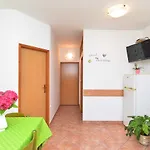 Denis 344 Fažana